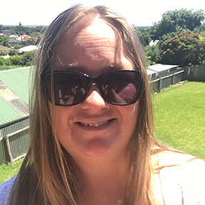 Auslan Online Made Easy | Lisa Mills Online